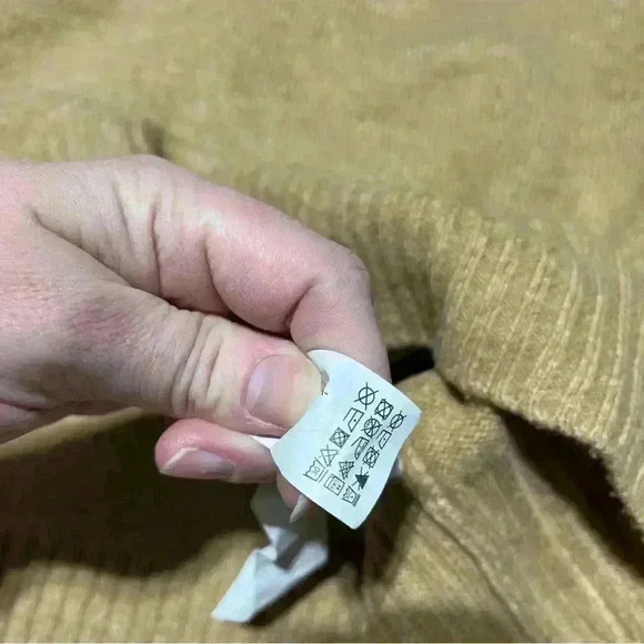 Zara Girls Mock Turtle Neck Sweater Size 9-10 Beige - Picture 8 of 9